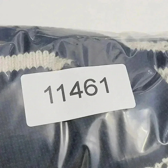 NWT 525 Striped Pullover Knit Sweater Black/White Medium 20PT - Picture 8 of 8